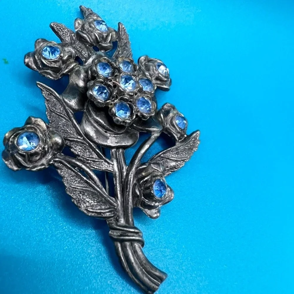 Vintage Little Nemo Pot Metal Brooch Large Blue Rhinestones Floral ‎ 3.25